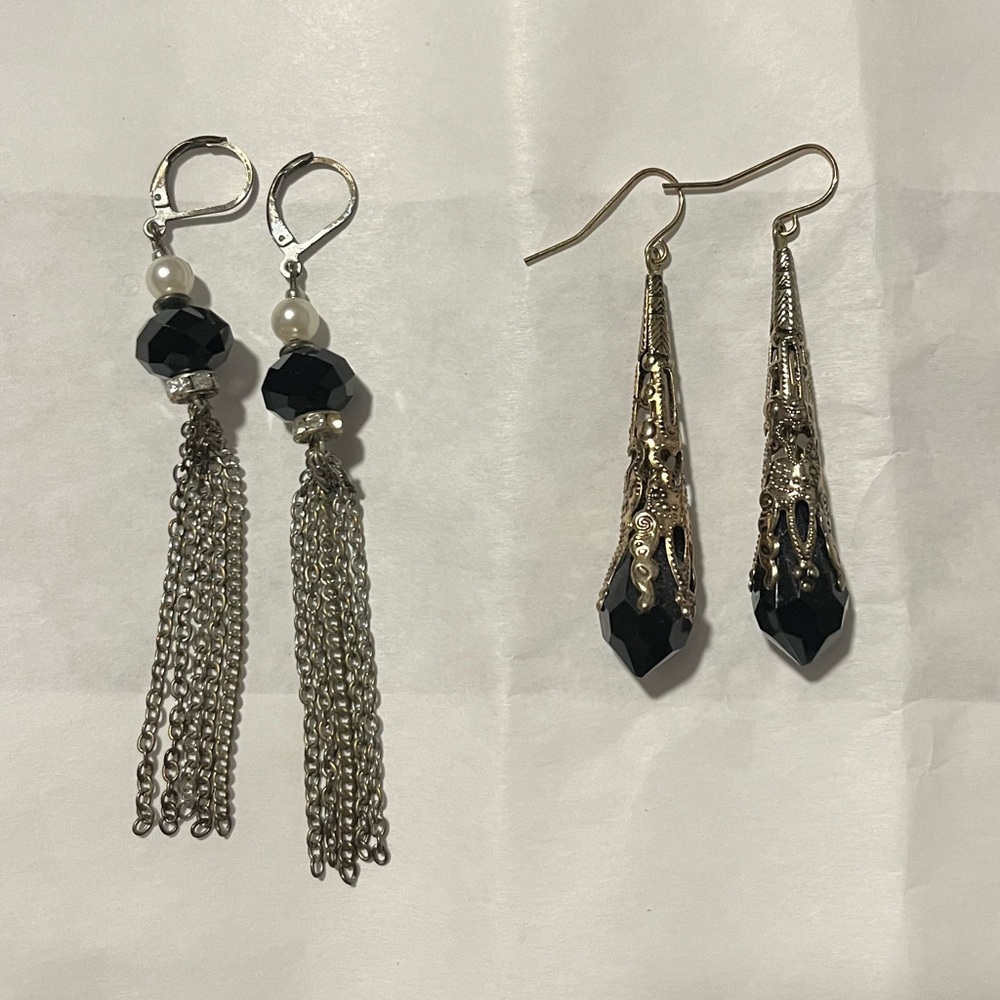 Black Earring Set